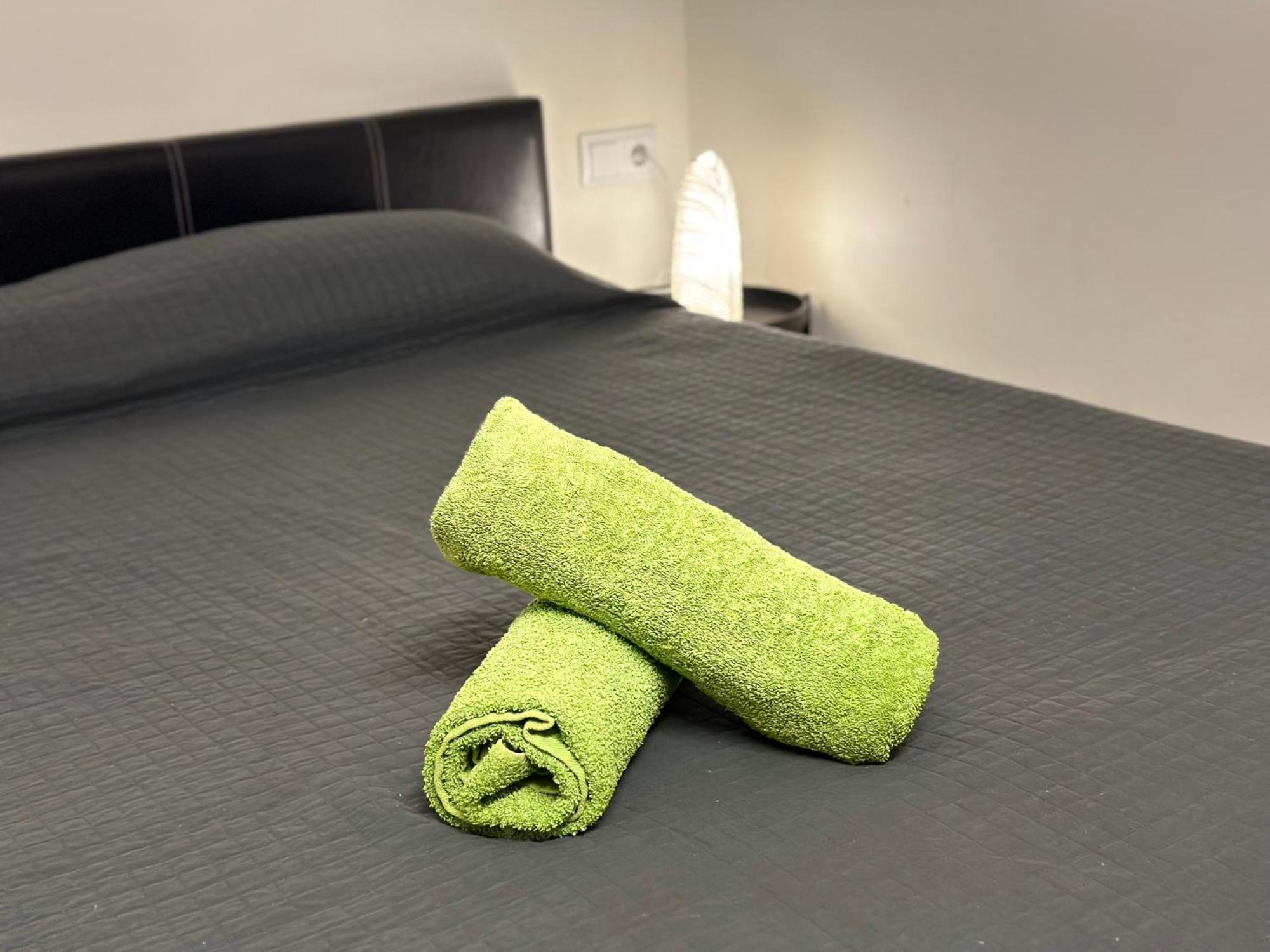 Nice Apartment Close Park Gueell 2 Barcellona Esterno foto